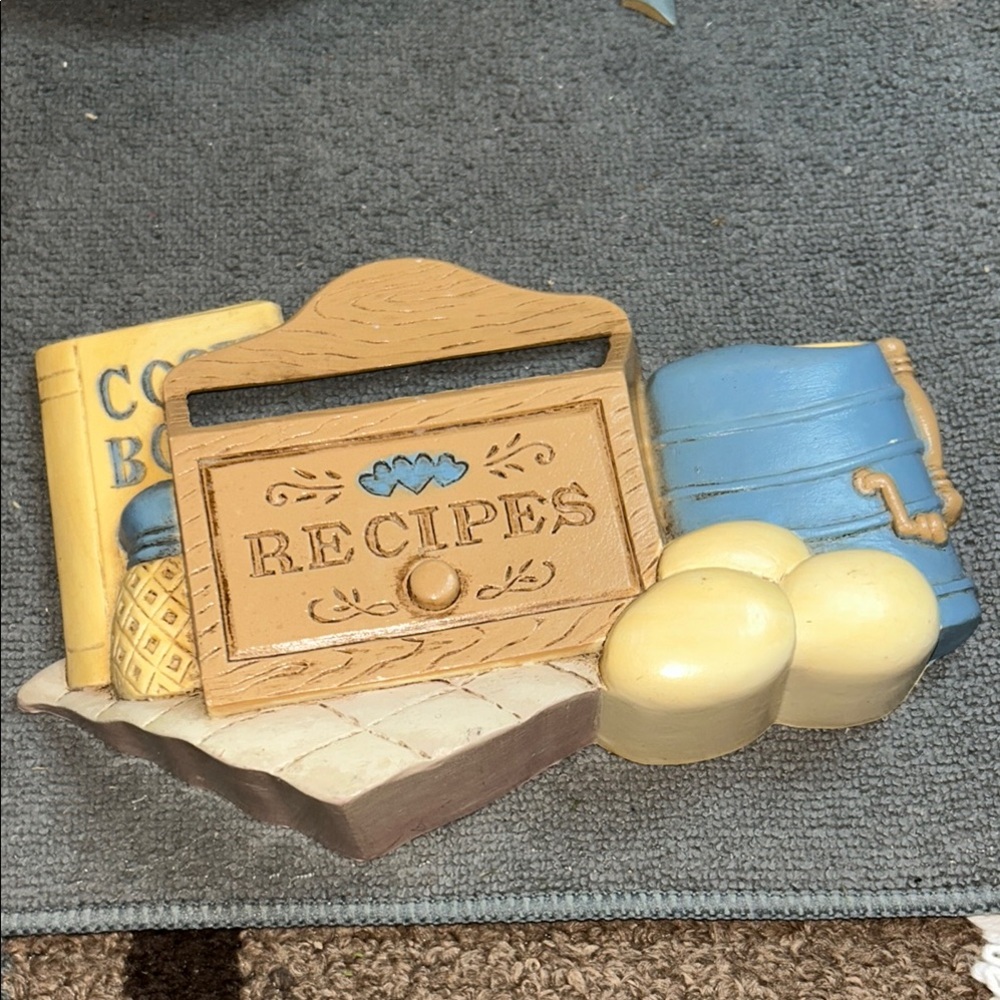 Vintage 1992 Burwood Tan and Blue Cookbook Holder for Kitchen